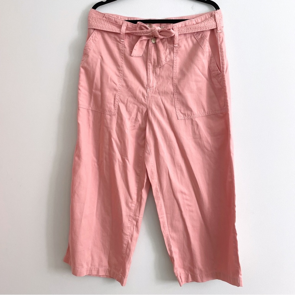 Seven7 Cropped Pants in Pink with Comfortable Waist Tie and Wide Leg Cotton NWOT